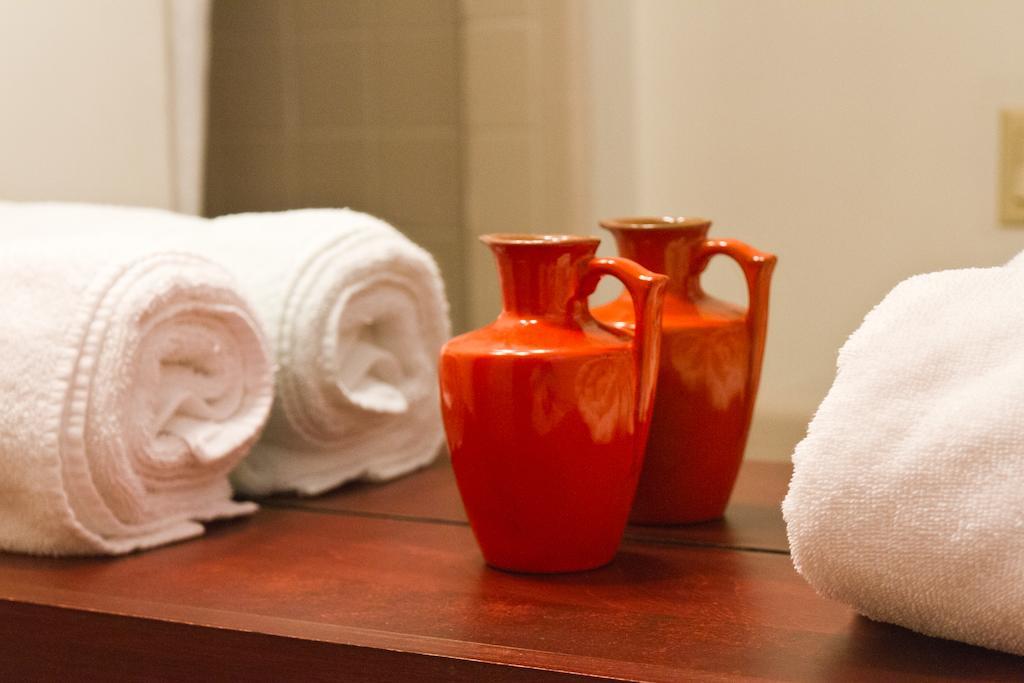 Summers - Adults Only Inn